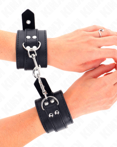 Kink - Wrist Restraints With Studs 35 X 6 cm